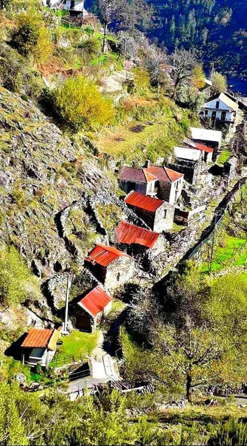 Casa Do Sertao Para 4 Pessoas -Geres Viana do Castelo Esterno foto