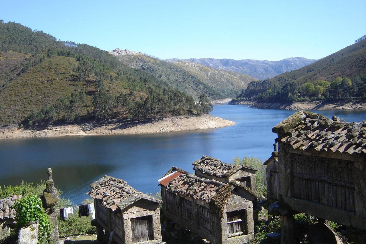 Casa Do Sertao Para 4 Pessoas -Geres Viana do Castelo Esterno foto